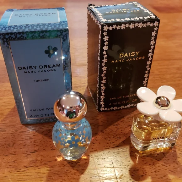 Marc jacobs perfume set of 4 hotsell
